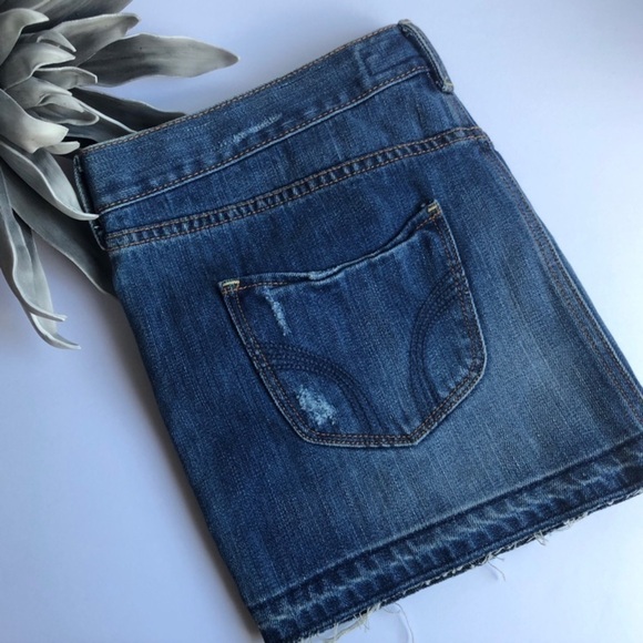 HOLLISTER Denim Mini Skirt - Picture 2 of 3